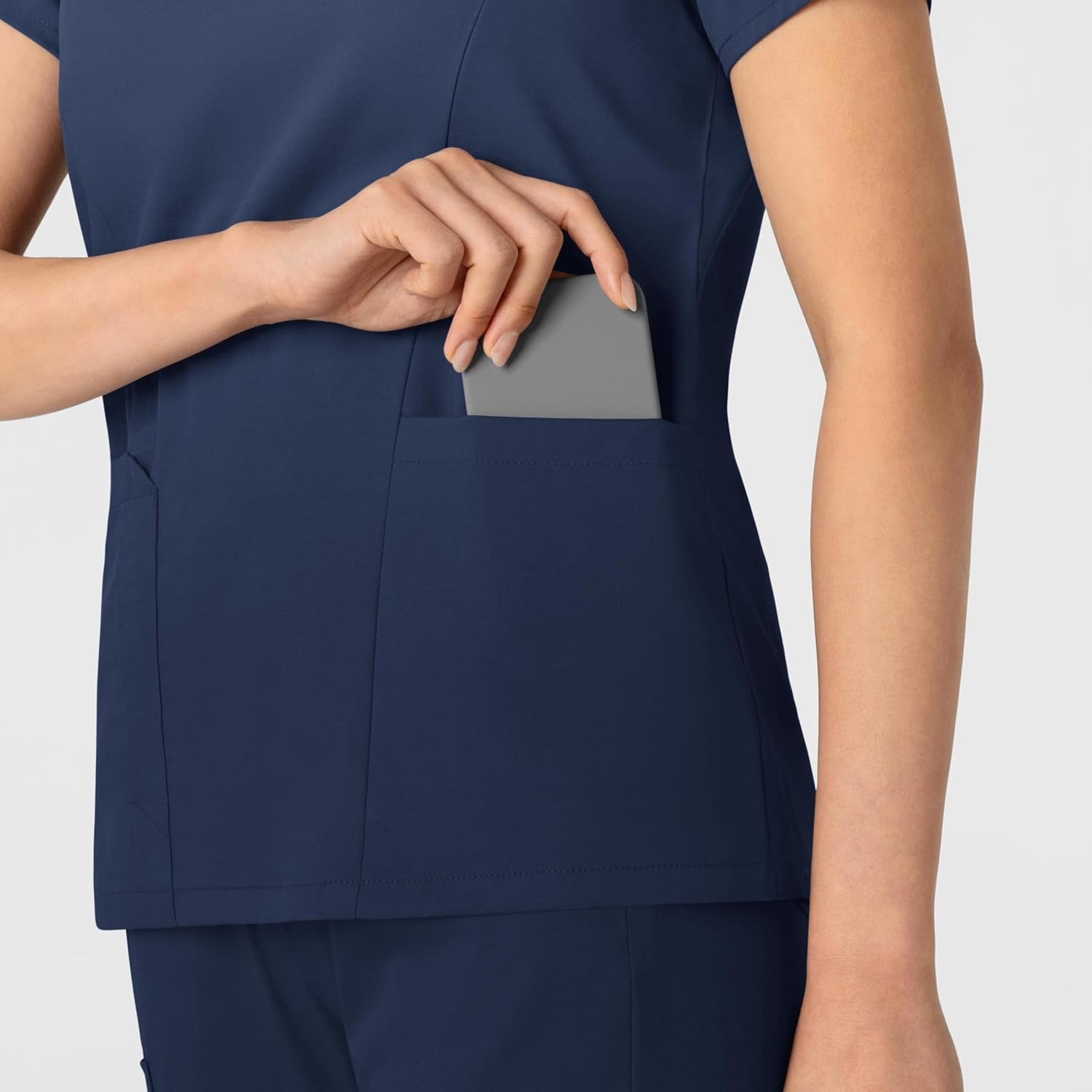 Wink Boundless Women’s 2-Pocket V-Neck Scrub Top(Navy)