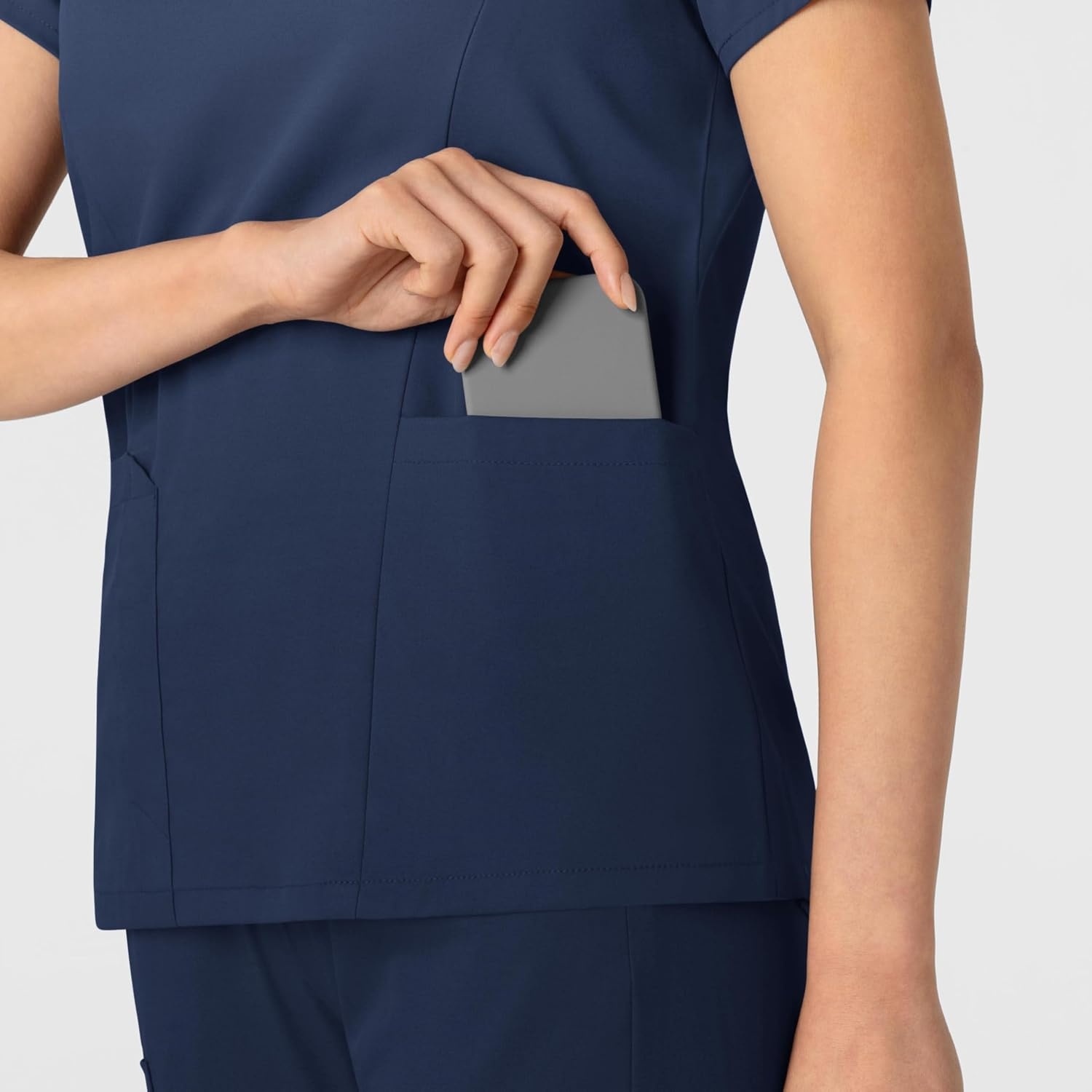 Wink Boundless Women’s 2-Pocket V-Neck Scrub Top(Navy)