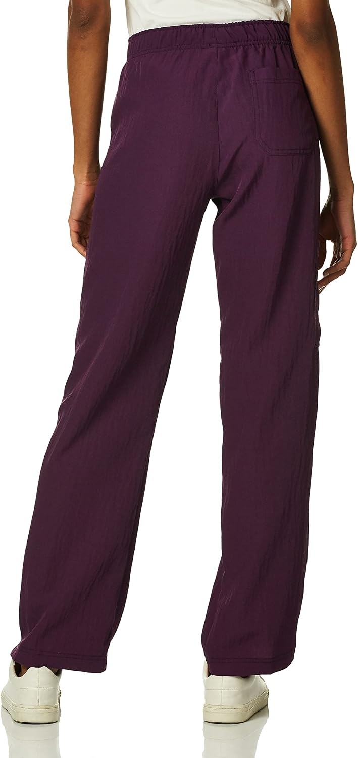 WonderWink Women’s Petite Four-Stretch Sporty Cargo Scrub Pant, Petite(Eggplant)