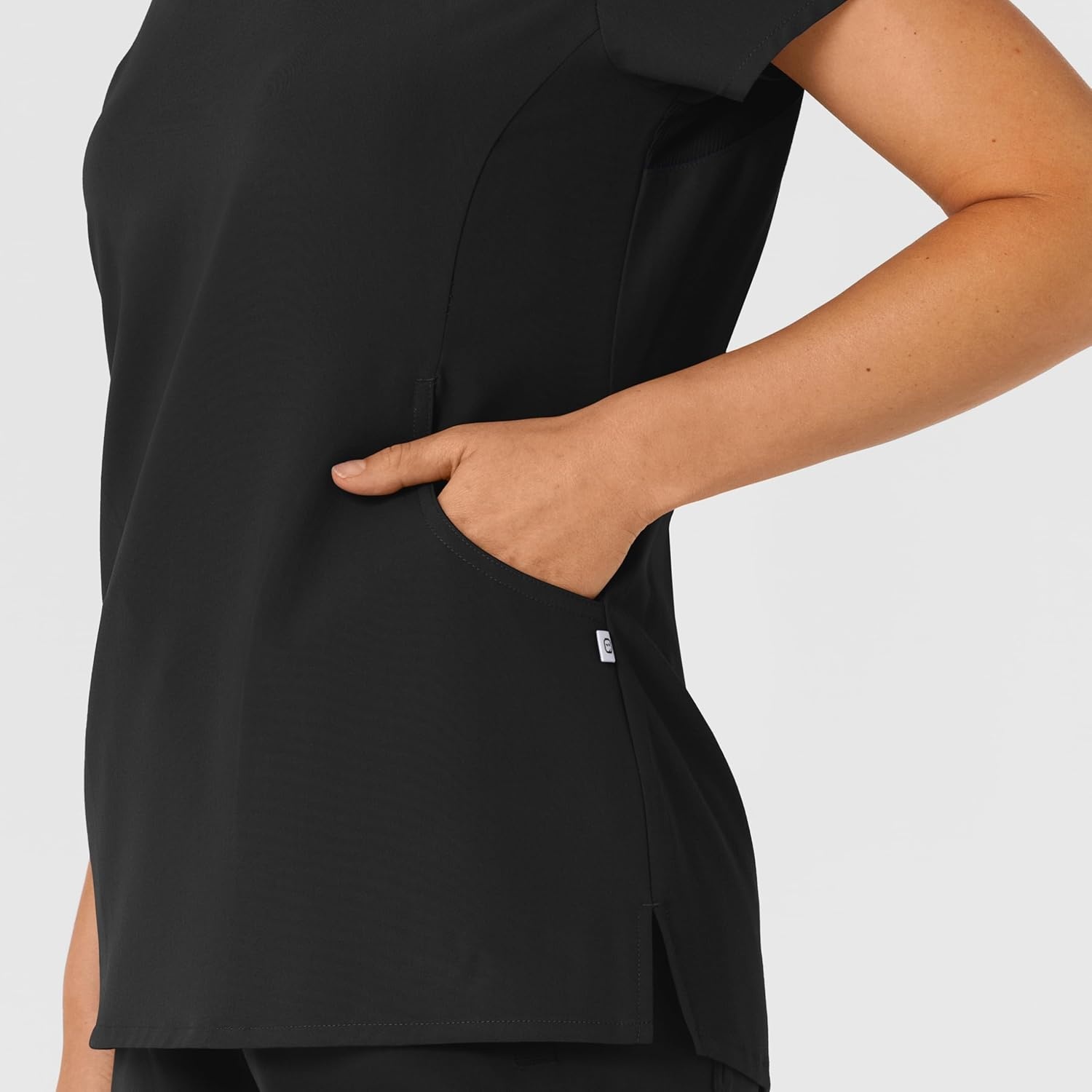 Wink Nova Women’s Flex-n-Reach Shoulder Panel V-Neck Scrub Top(Black)