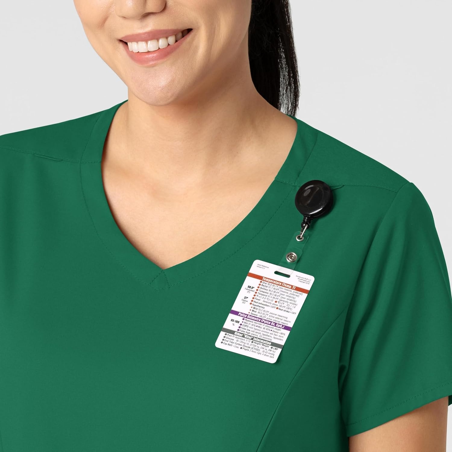 Wink Boundless Women’s 2-Pocket V-Neck Scrub Top(Hunter)