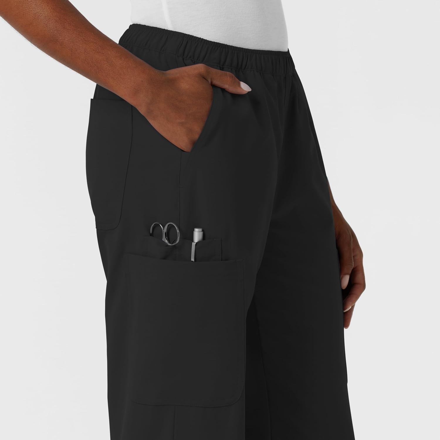 Wink NURTUR Women’s Straight Leg Cargo Scrub Pant, Black, M PET