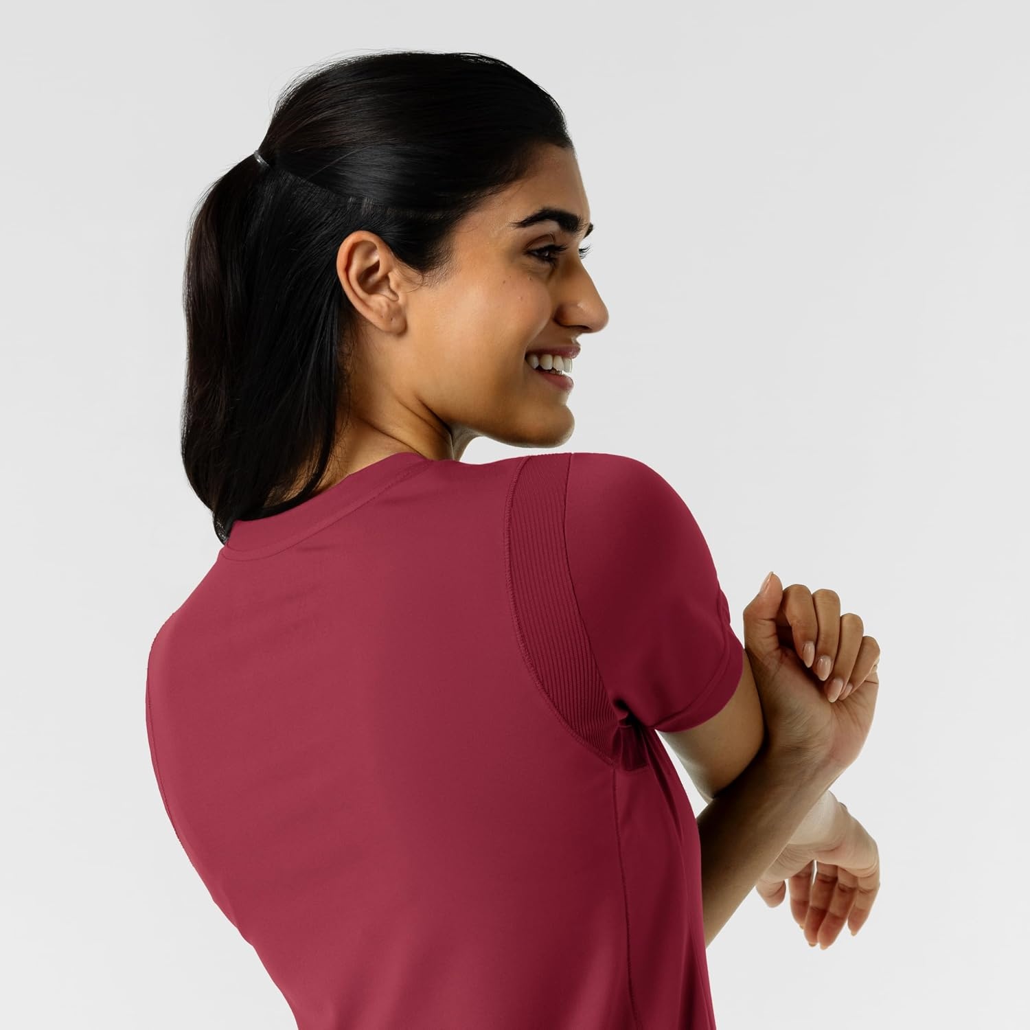Wink Women’s Women’s 2-Pocket Scrub Top(Ruby)