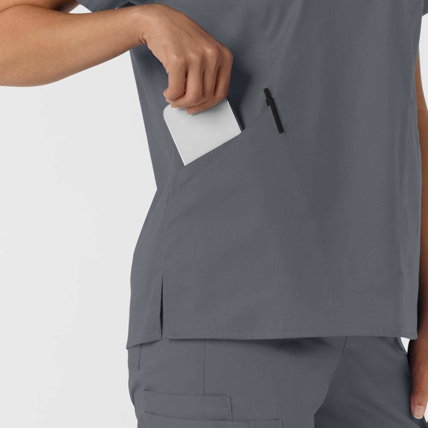 Wink Work Women’s Curved V-Neck Scrub Top(Pewter)