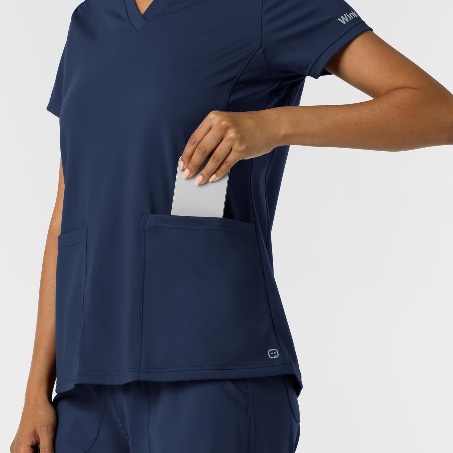 Wink Women’s Women’s 2-Pocket Scrub Top(Navy)