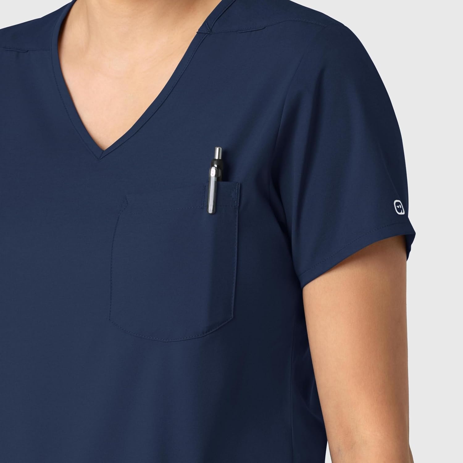 Wink Boundless Women’s Tuck-in Scrub Top(Navy)
