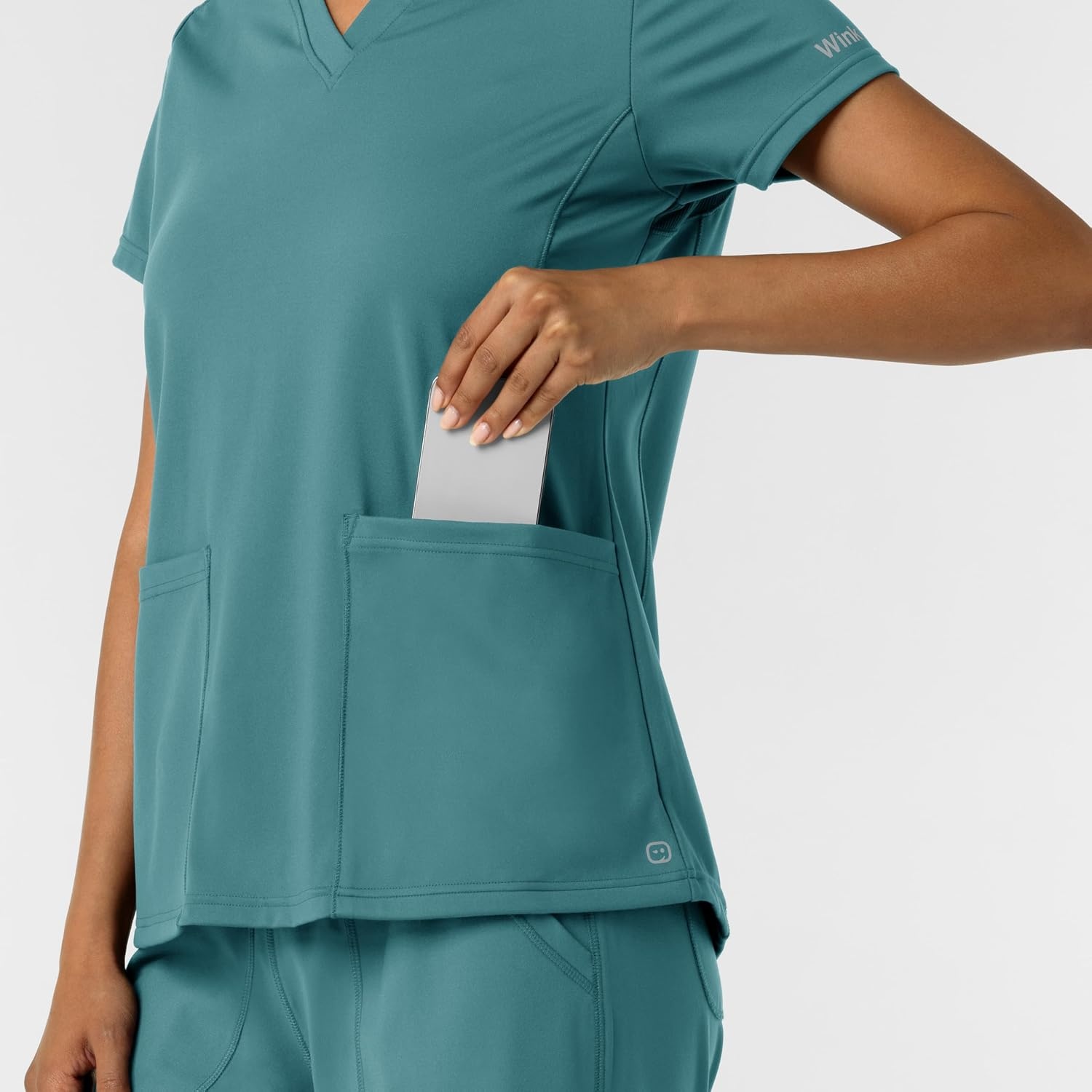 Wink Women’s Women’s 2-Pocket Scrub Top(Vintage Teal)