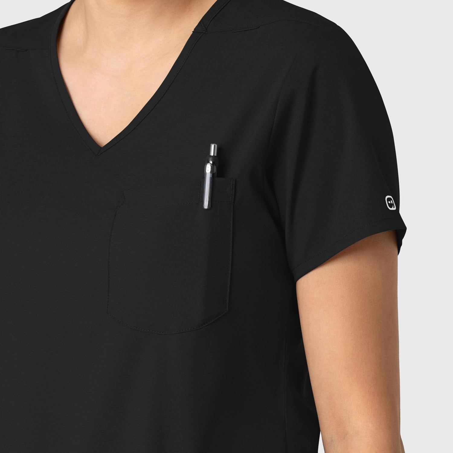 Wink Boundless Women’s Tuck-in Scrub Top(Black)