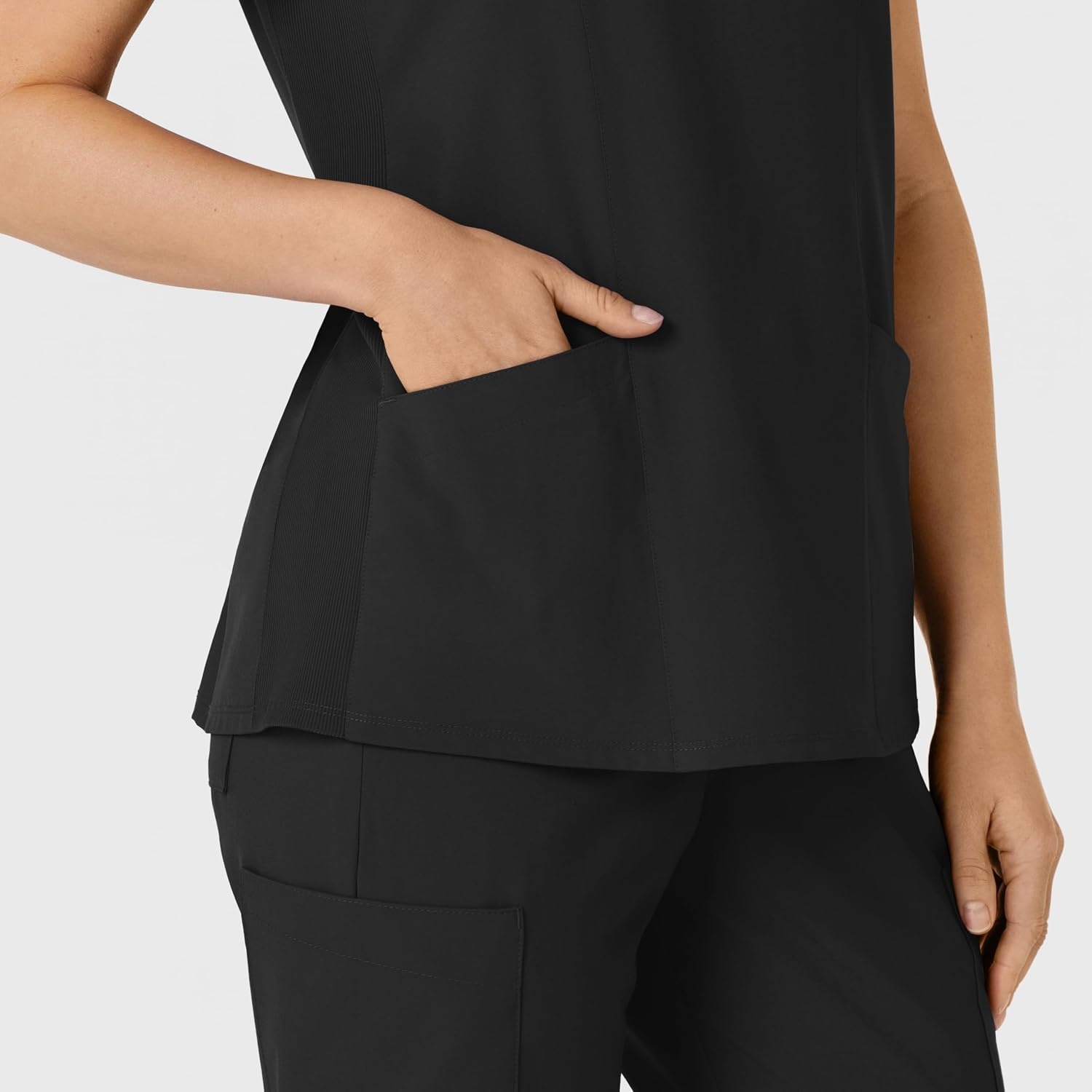 WINK Women’s Women’s Flex-n-reach Side Panel V-neck Scrub Top(Black)