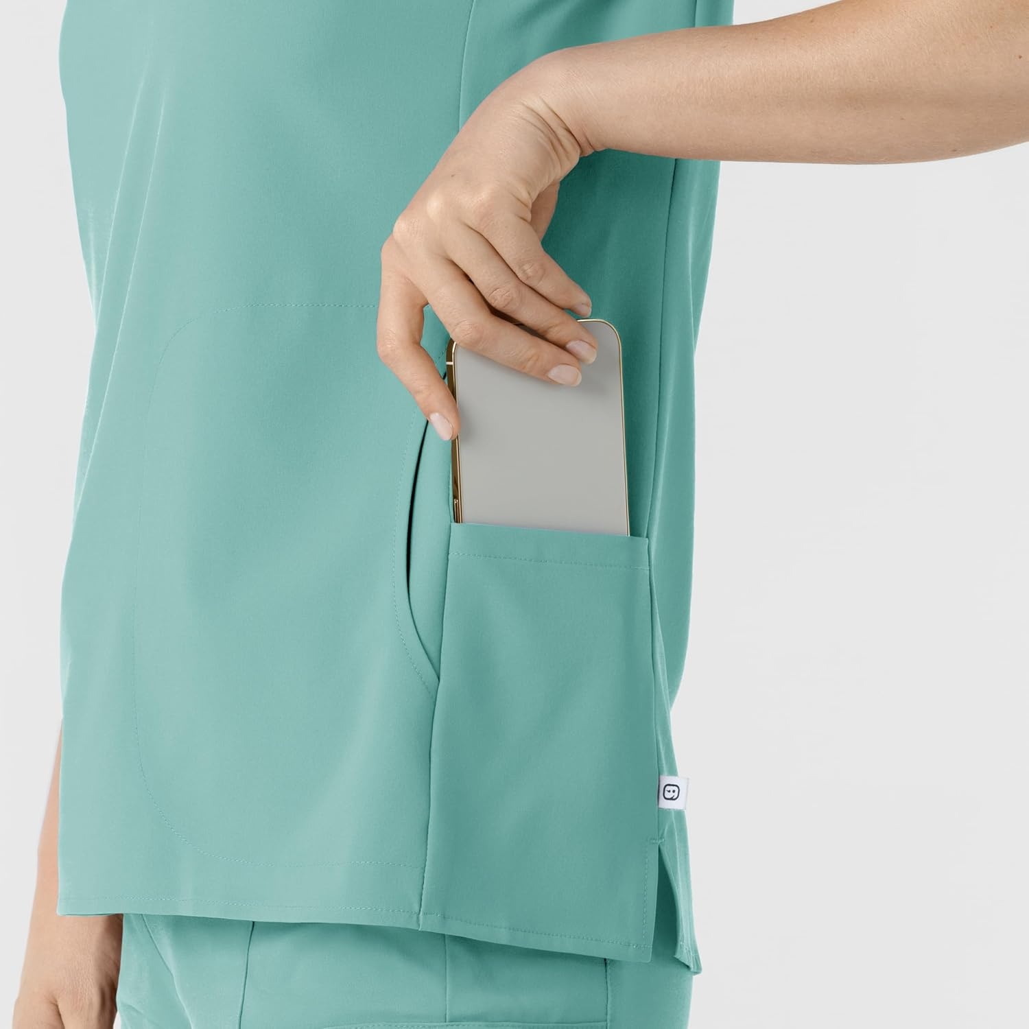 Wink Renew Women’s Mandarin Collar Scrub Top(Turquoise)