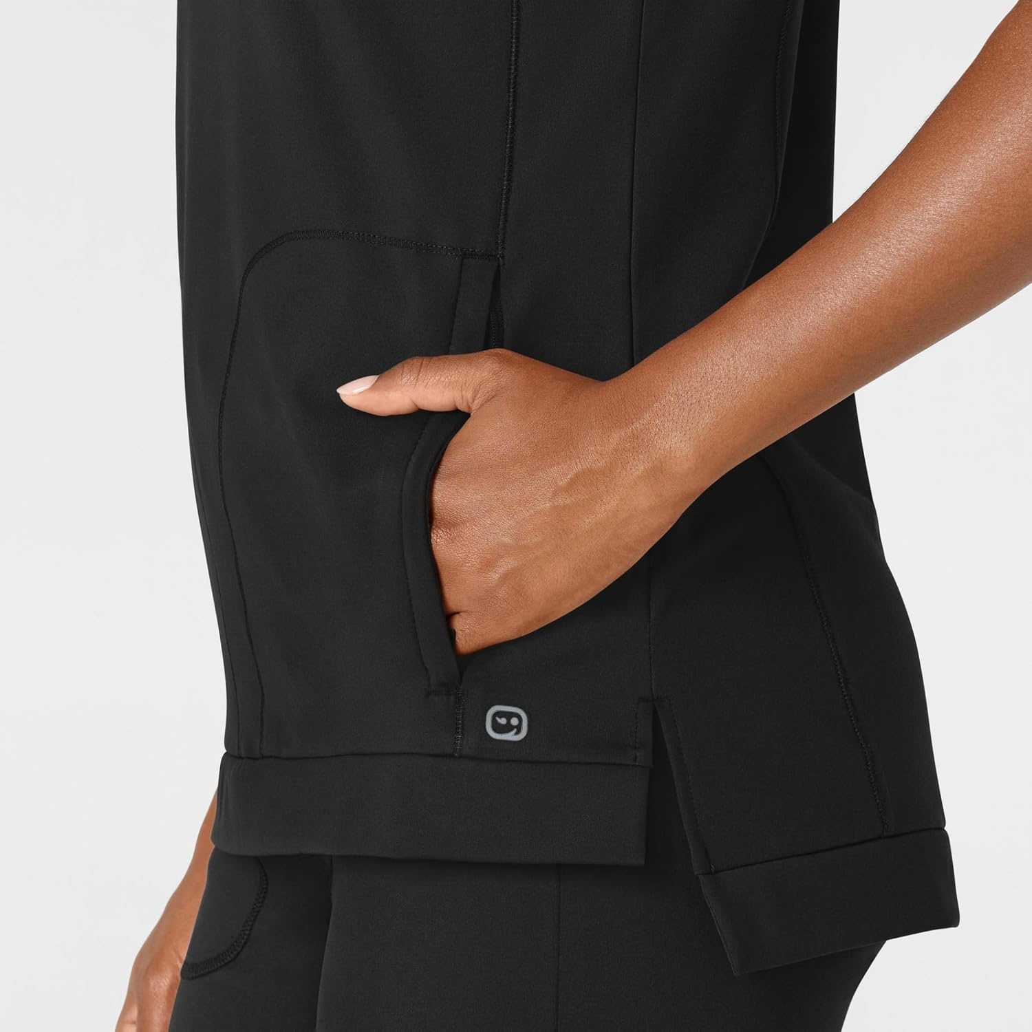 Wink Renew Women’s Flex-n-Reach Crew Neck Scrub Top(Black)