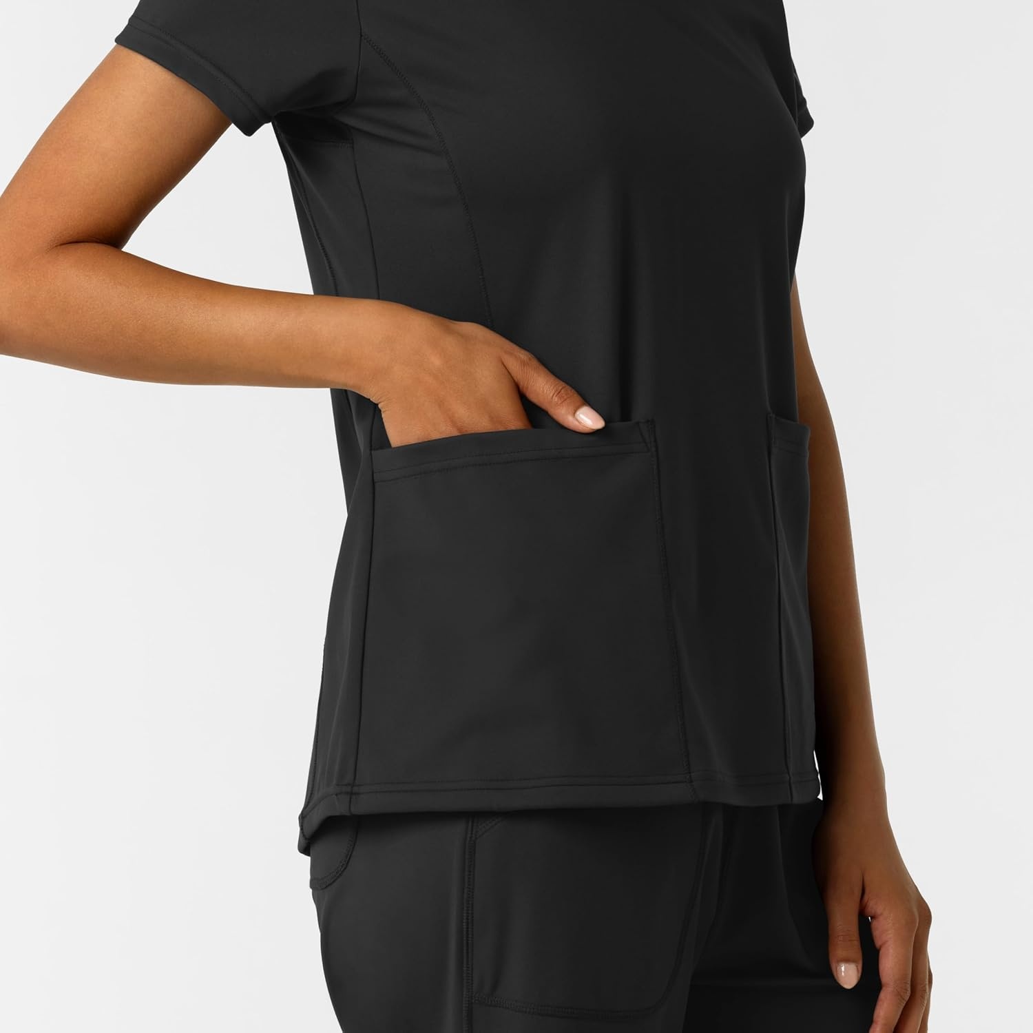 Wink Women’s Women’s 2-Pocket Scrub Top(Black)