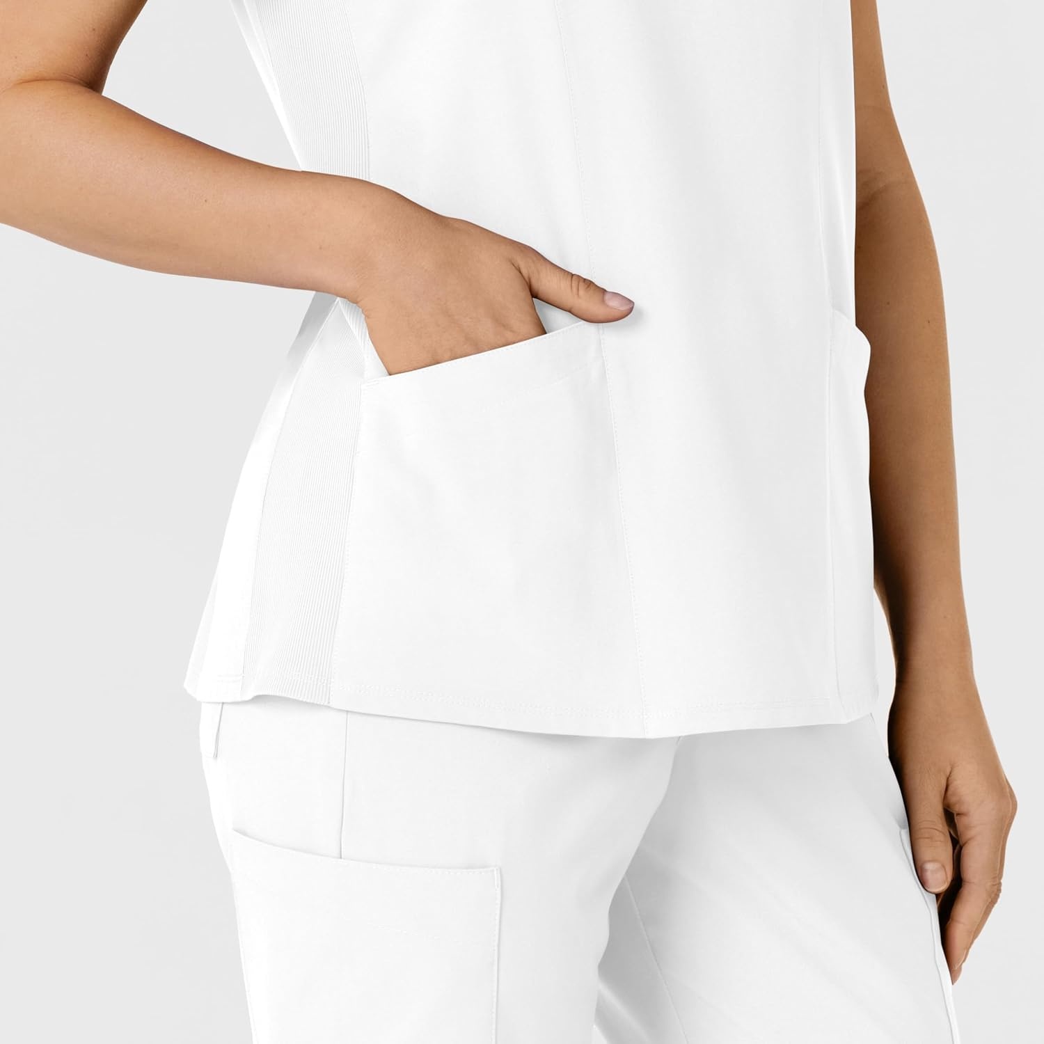 WINK Women’s Women’s Flex-n-reach Side Panel V-neck Scrub Top(White)