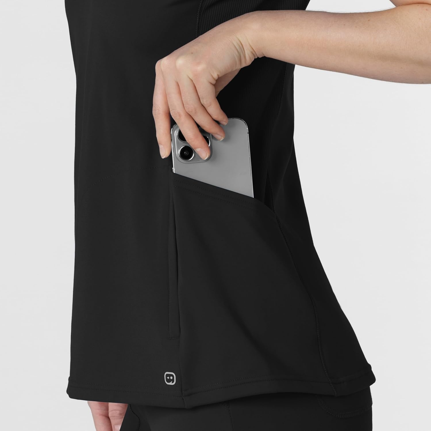 Wink Renew Women’s Flex-n-Reach V-Neck Raglan Scrub Top(Black)