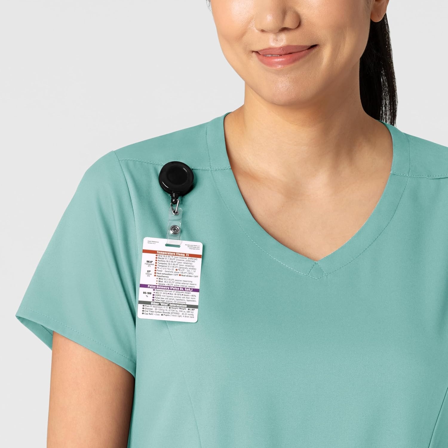 Wink Boundless Women’s 2-Pocket V-Neck Scrub Top(Turquoise)