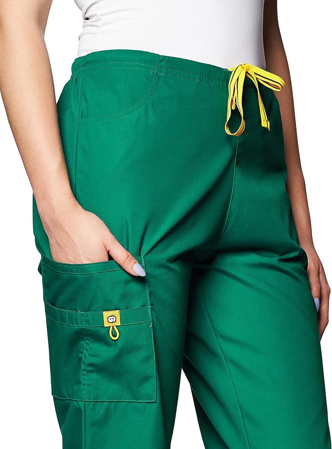 WonderWink Women’s Moderate Flare Leg Cargo Pant(Hunter Green)