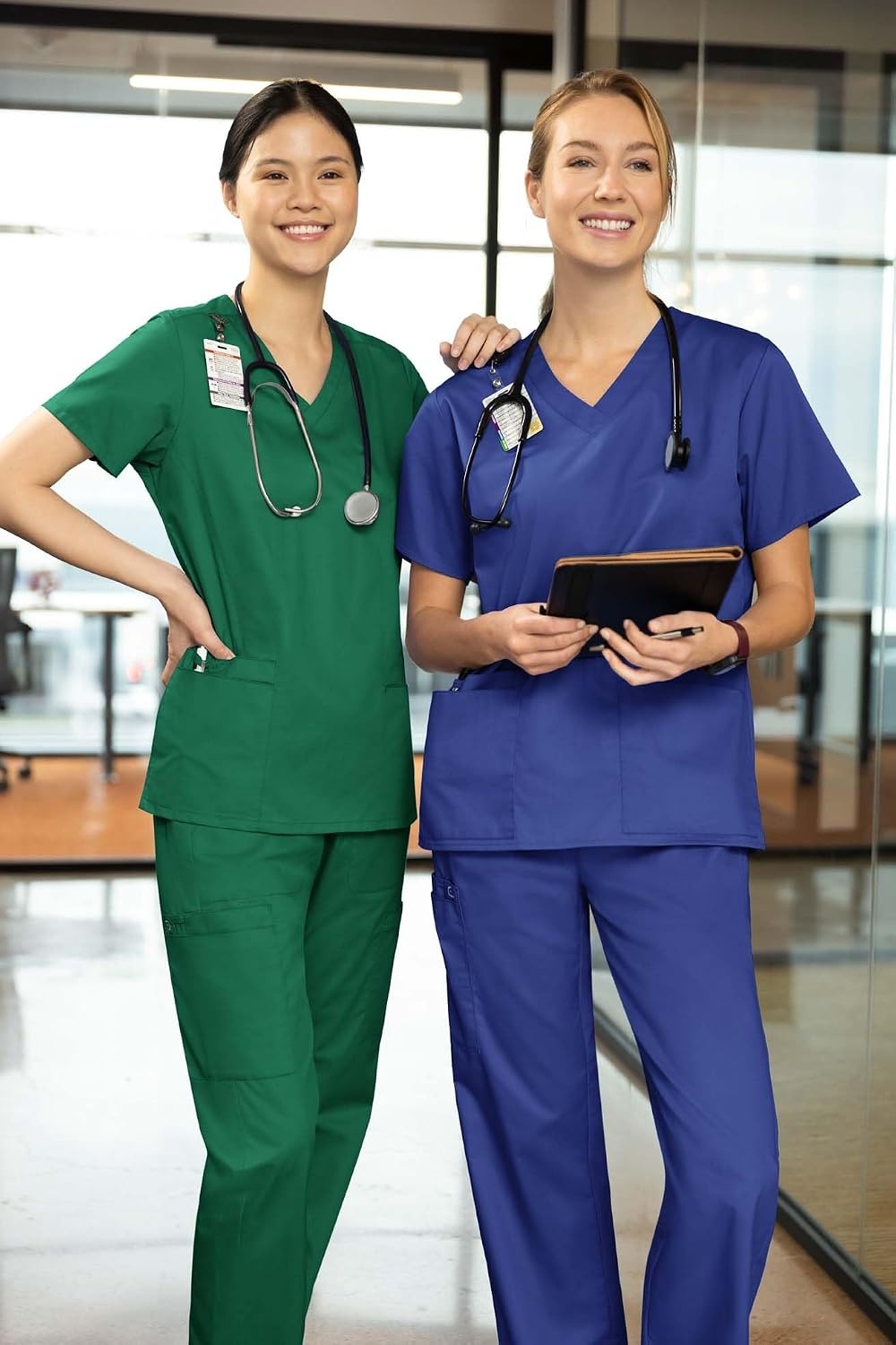WINK WonderWORK Women’s V-Neck Scrub Top(Hunter)