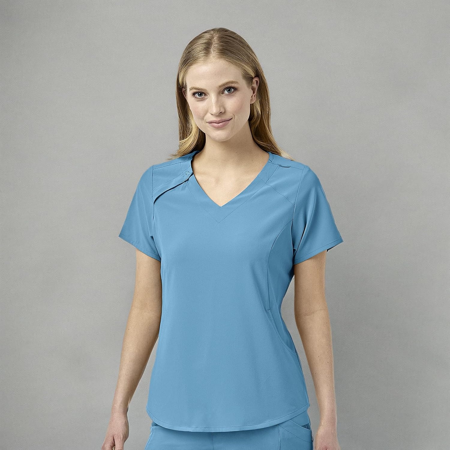 WonderWink Mens Renew Women’s Zip Accent Scrub Top(Bay Blue)