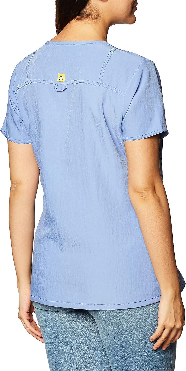 WonderWink Women’s Four Stretch Sporty V-Neck Scrub Top – XS-3XL, 3 Pockets, Eye Protection, Meets ANSI Z87.1(Pack of 1)(Ceil Blue)