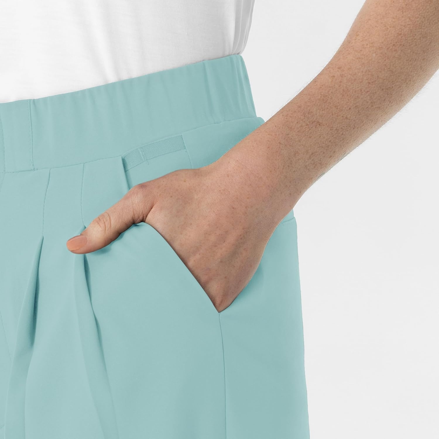 Wink Renew Women’s High Waist Slim Leg Scrub Pant(Coastal Blue)